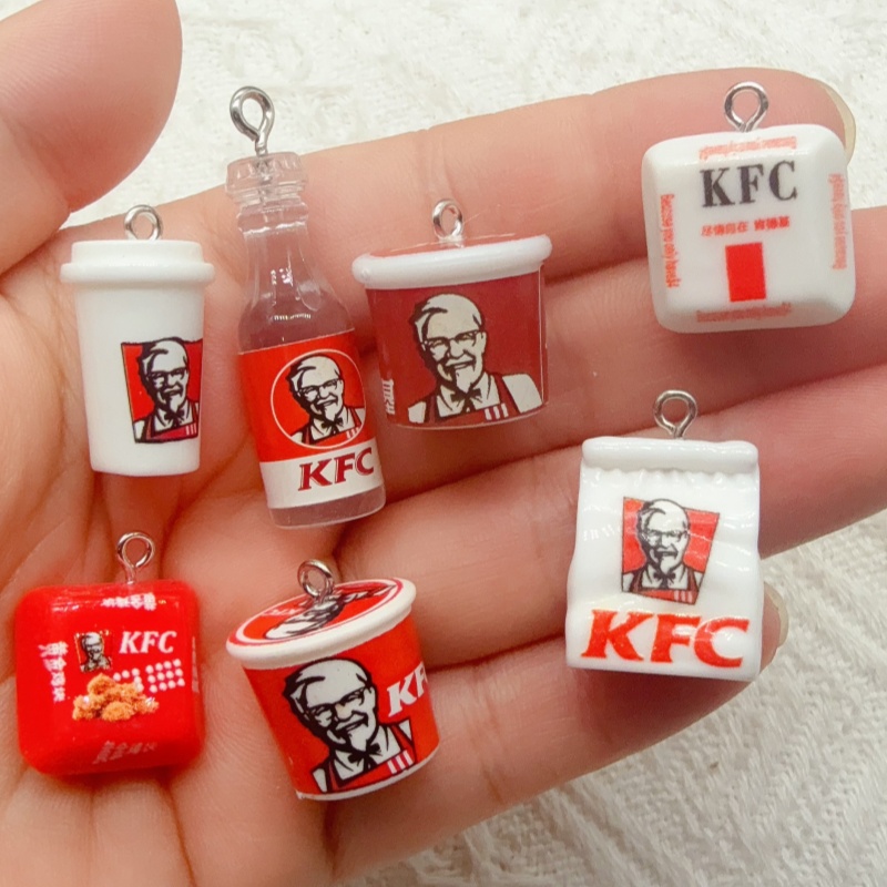 Party Favor Bag - 10個入り漫画風樹脂製フードバッグキーホルダー、バッグの装飾に最適、ギフトに最適です。