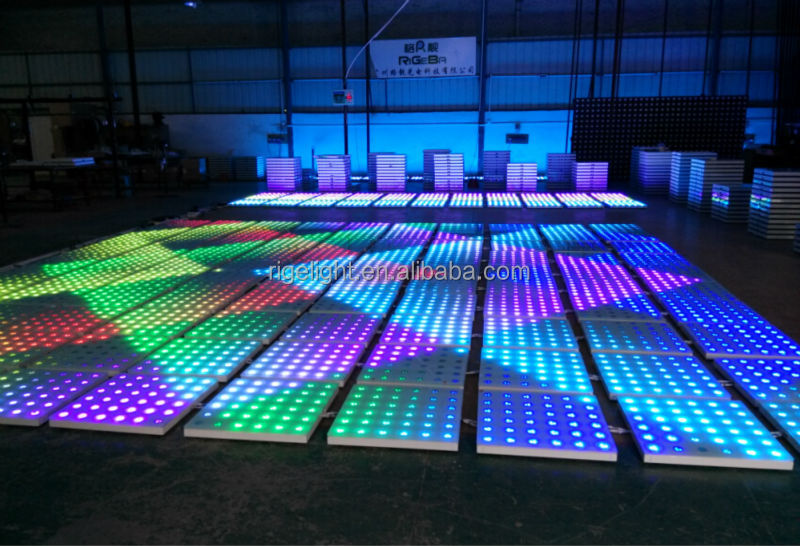 LEDビデオフラッシュポータブルDJフルカラーディスコパーテ - Event Party Dj のレビューと価格