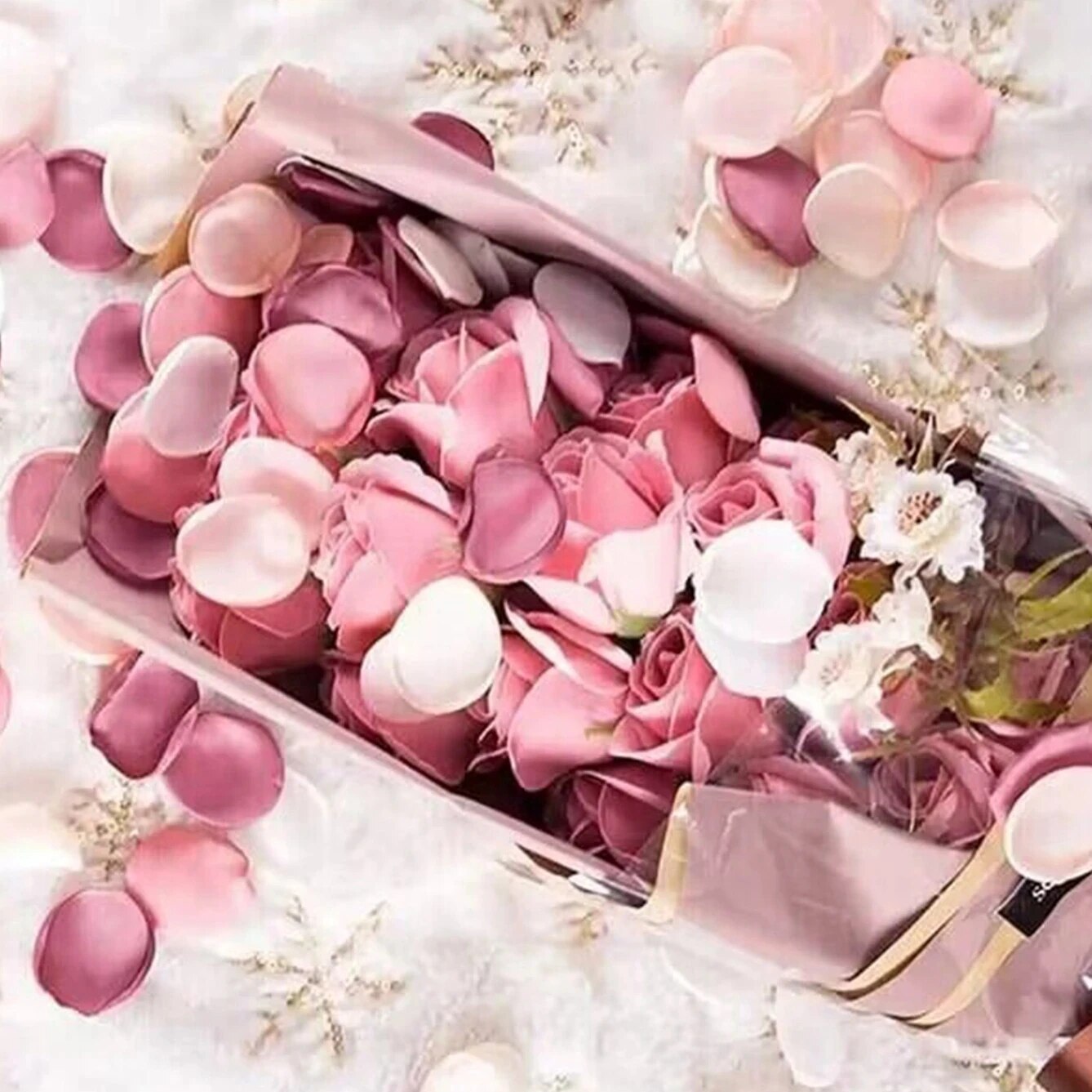 100 個シルク造花バラの花びらウェディングガール通路散布デ - Confetti Cannon Tube のレビューと価格