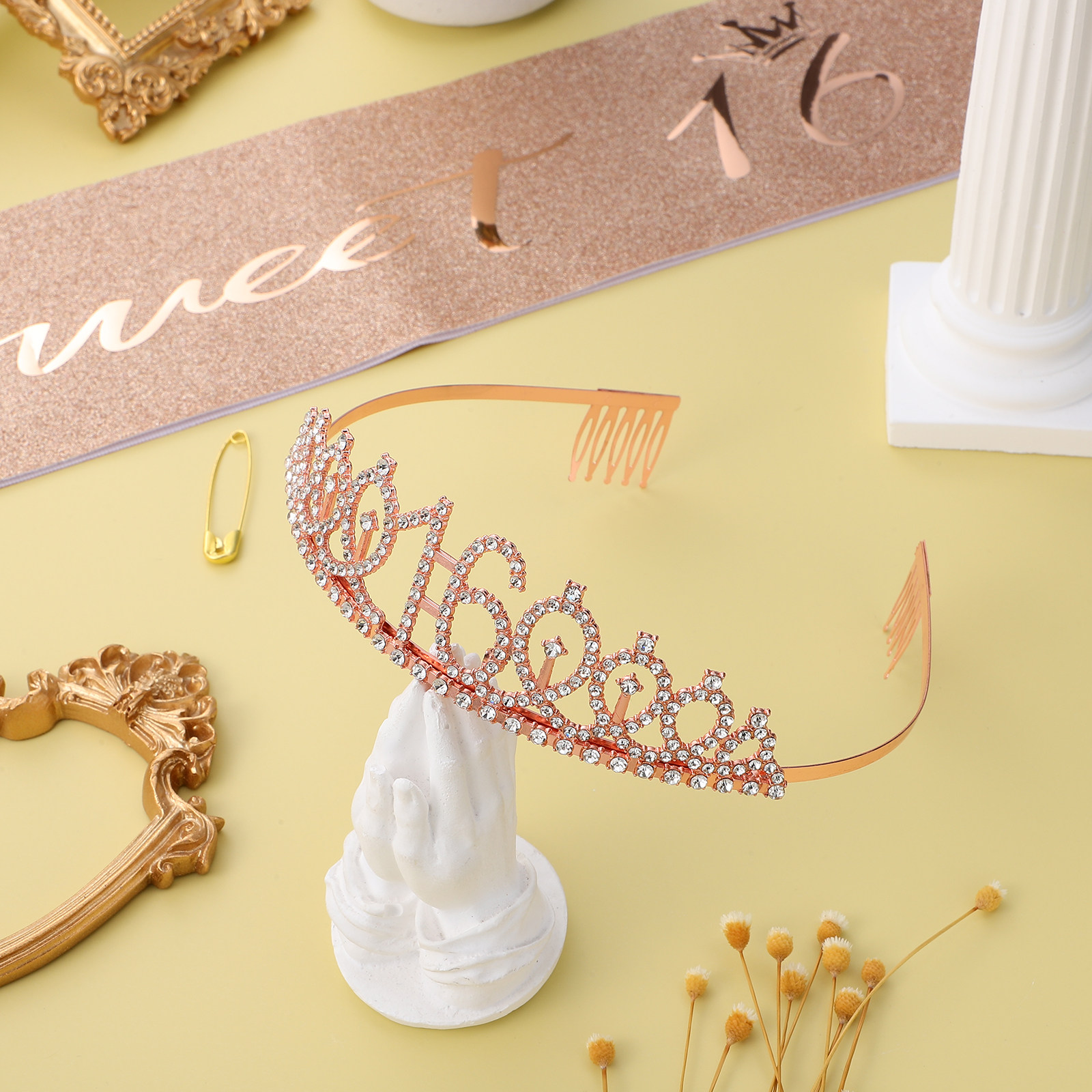 1セットのキラキラ光る誕生日ティアラヘッドバンドとスタイリッ - Birthday Sash Glitter のレビューと価格